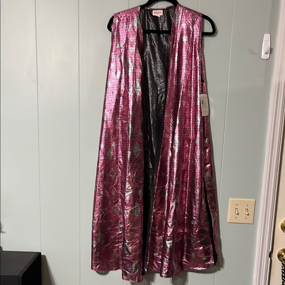 LuLaRoe Elegant Joy Black and Pink vest